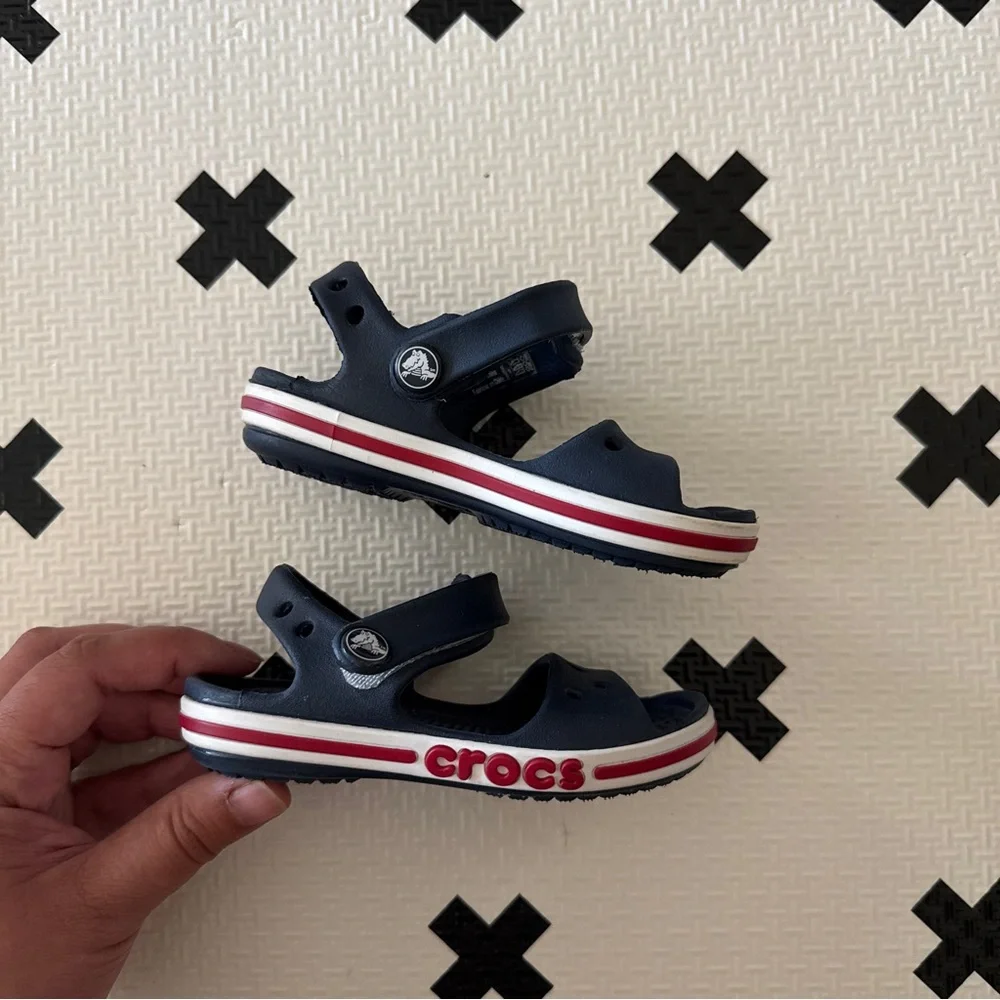 CROCS good used